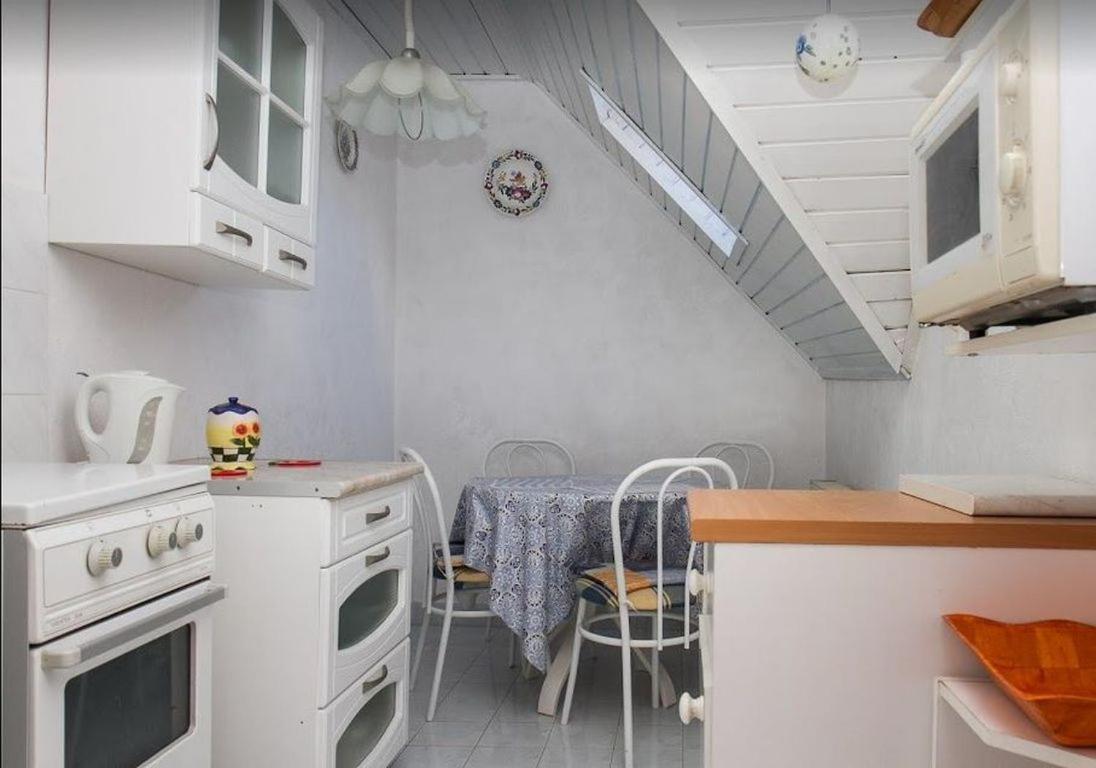 Gizella Haz Apartment Кестели Екстериор снимка